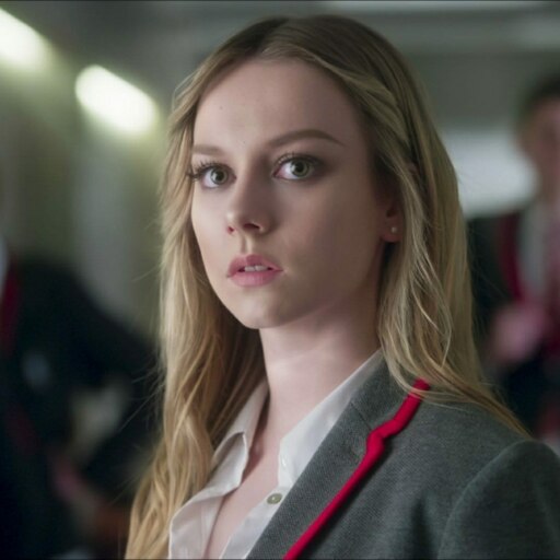 Карла элита фото Карла элита фото