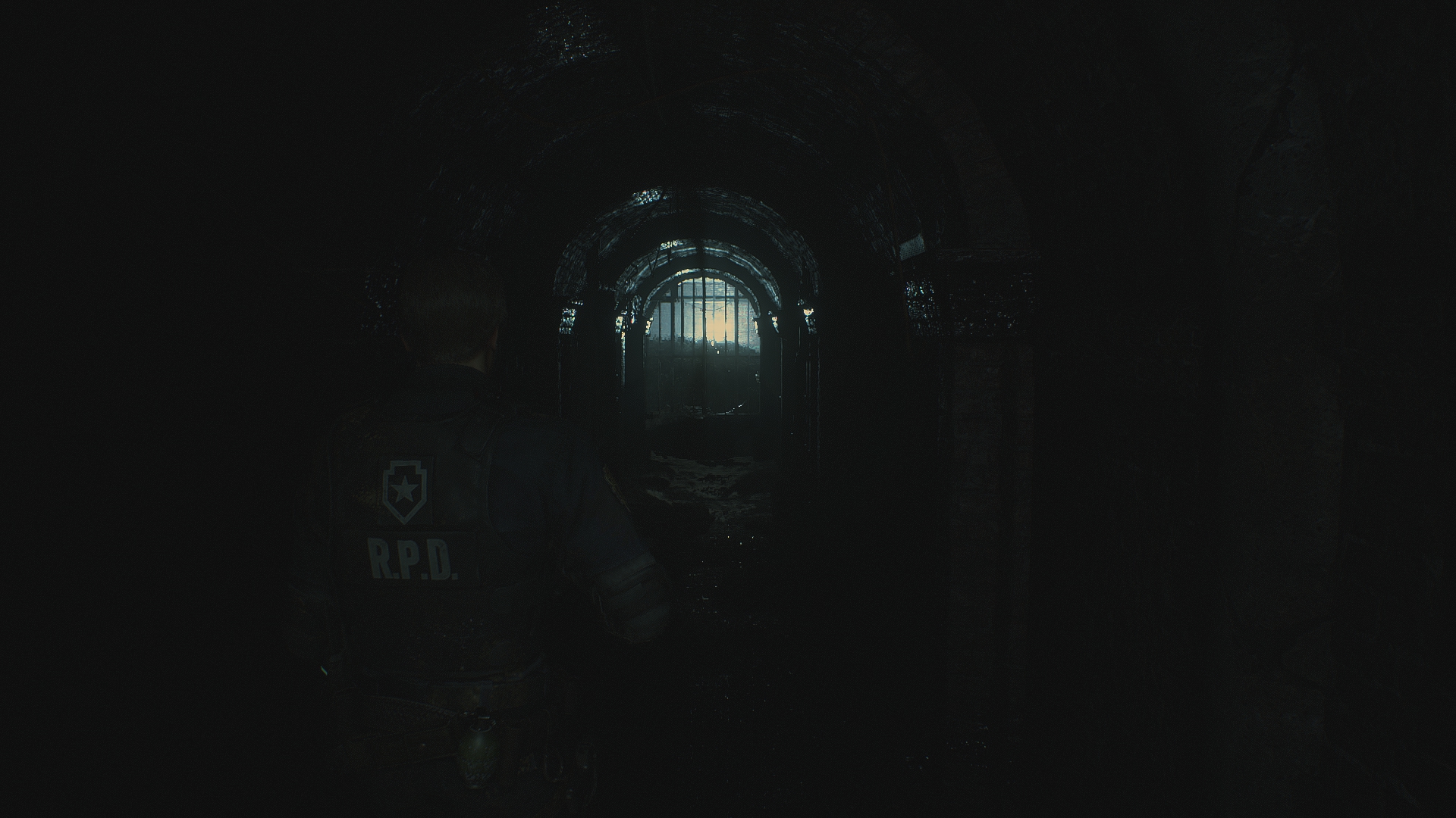 RE2 Remake is pretty good, but it's lacking in atmosphere compared to ...