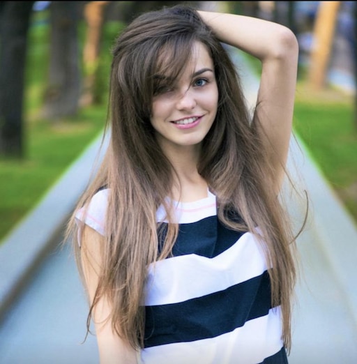 Как выглядит женщина 18 лет Как выглядит женщина 18 лет