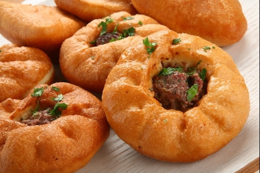 Беляш с мясом жареный фото Беляш с мясом жареный фото