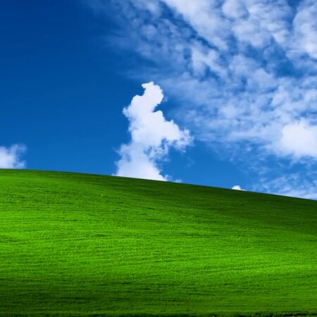 Windows XP Bliss || Animated