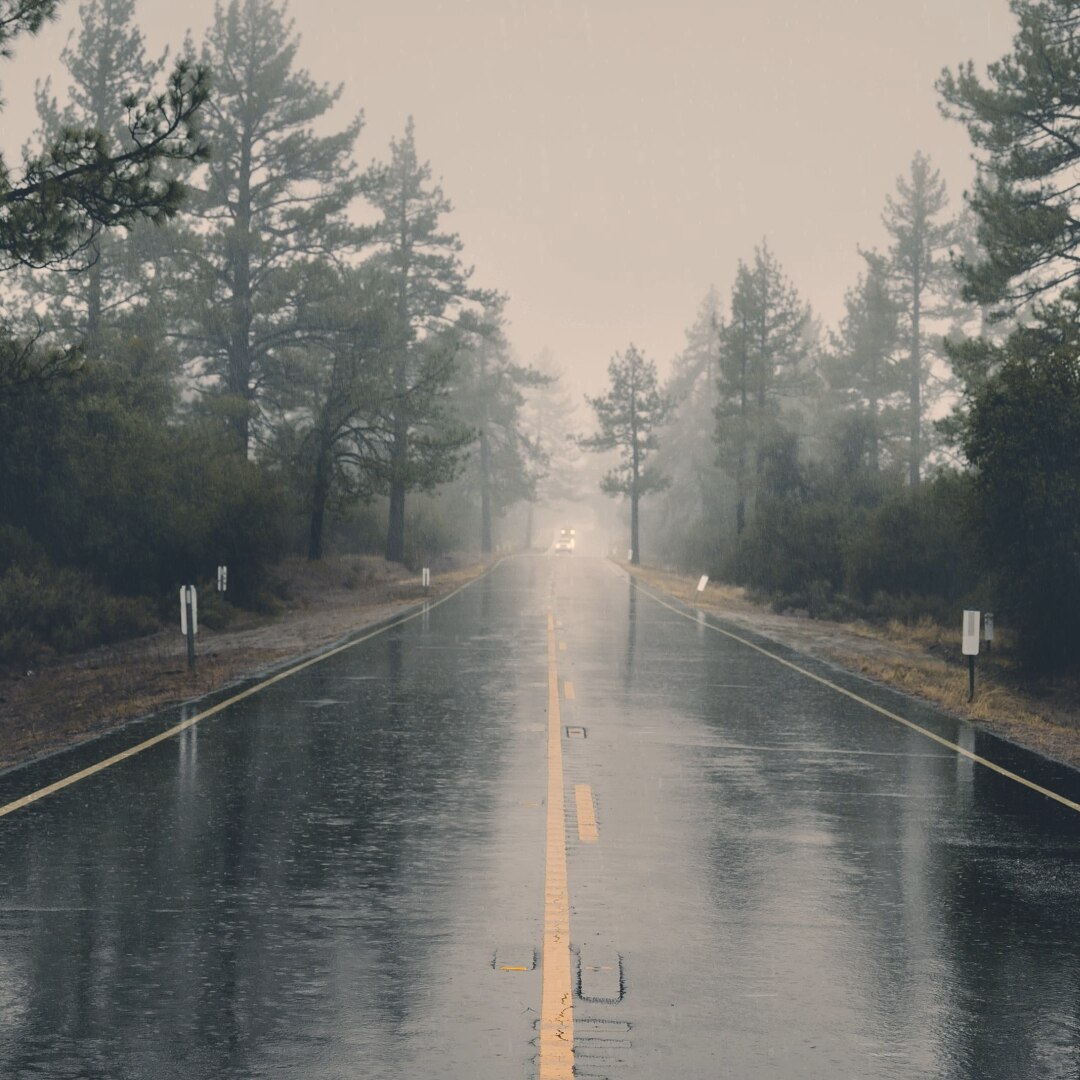 Rainy Road | Dual Screen 3840 x 1920 | 60 FPS
