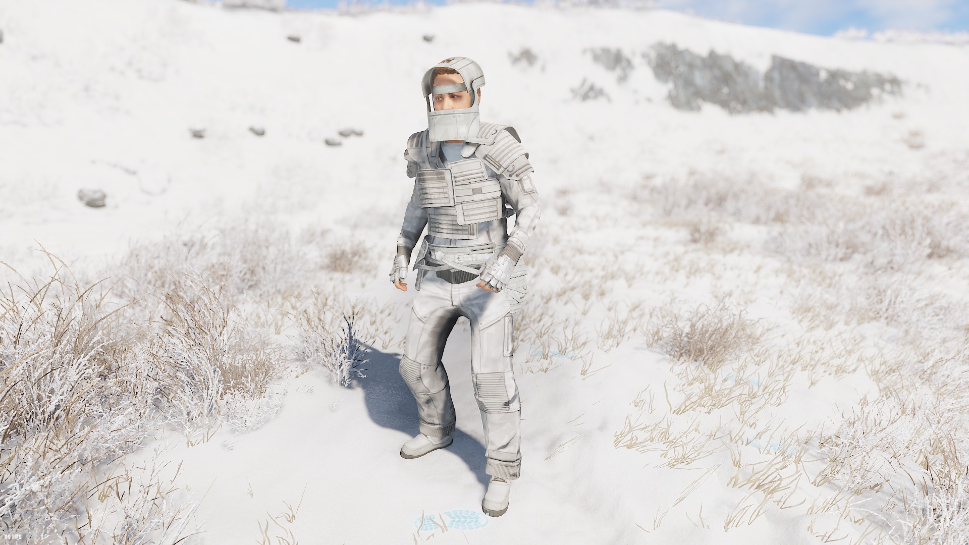 Whiteout Helmet thumbnail 2