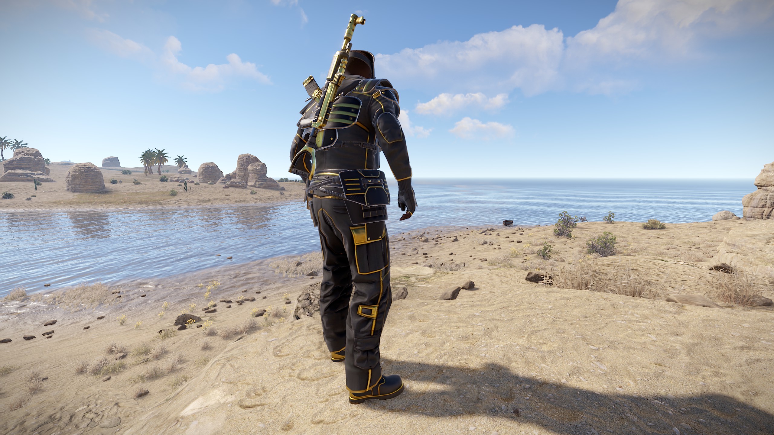 Black Gold Helmet thumbnail 3