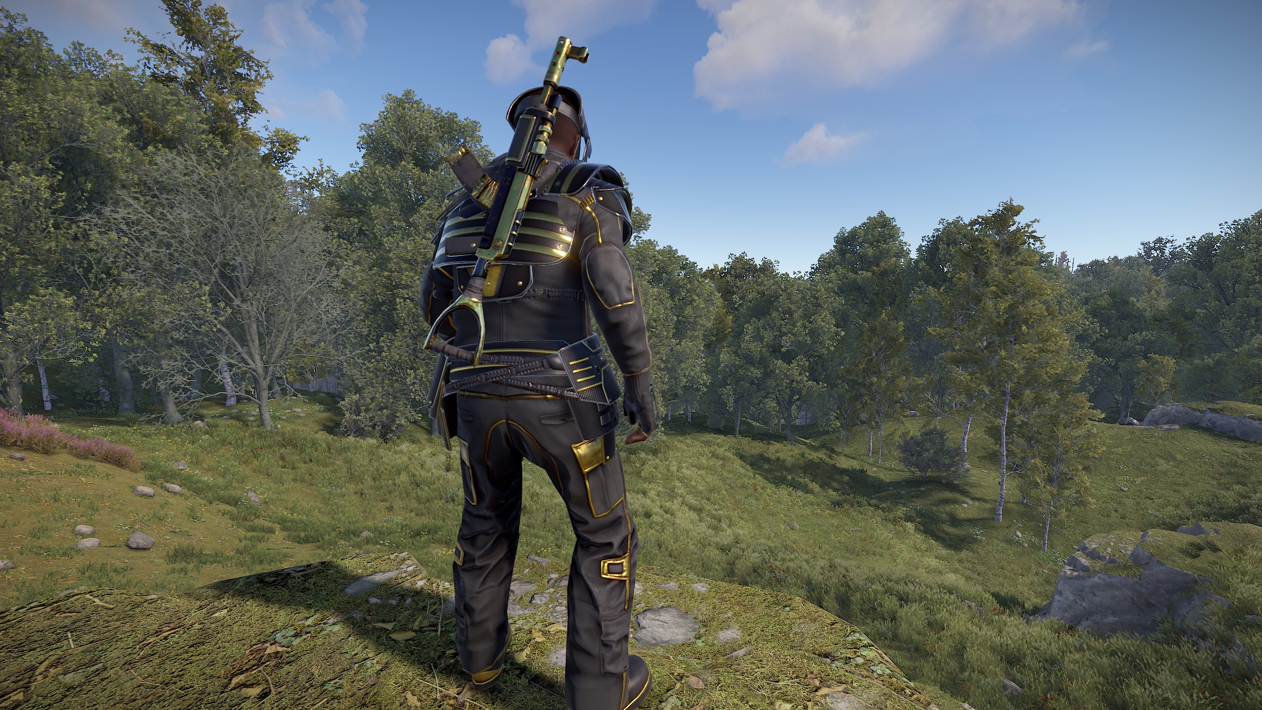 Black Gold Helmet thumbnail 7