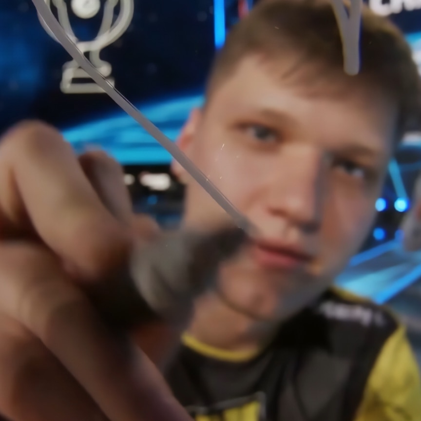 s1mple_signing_4k