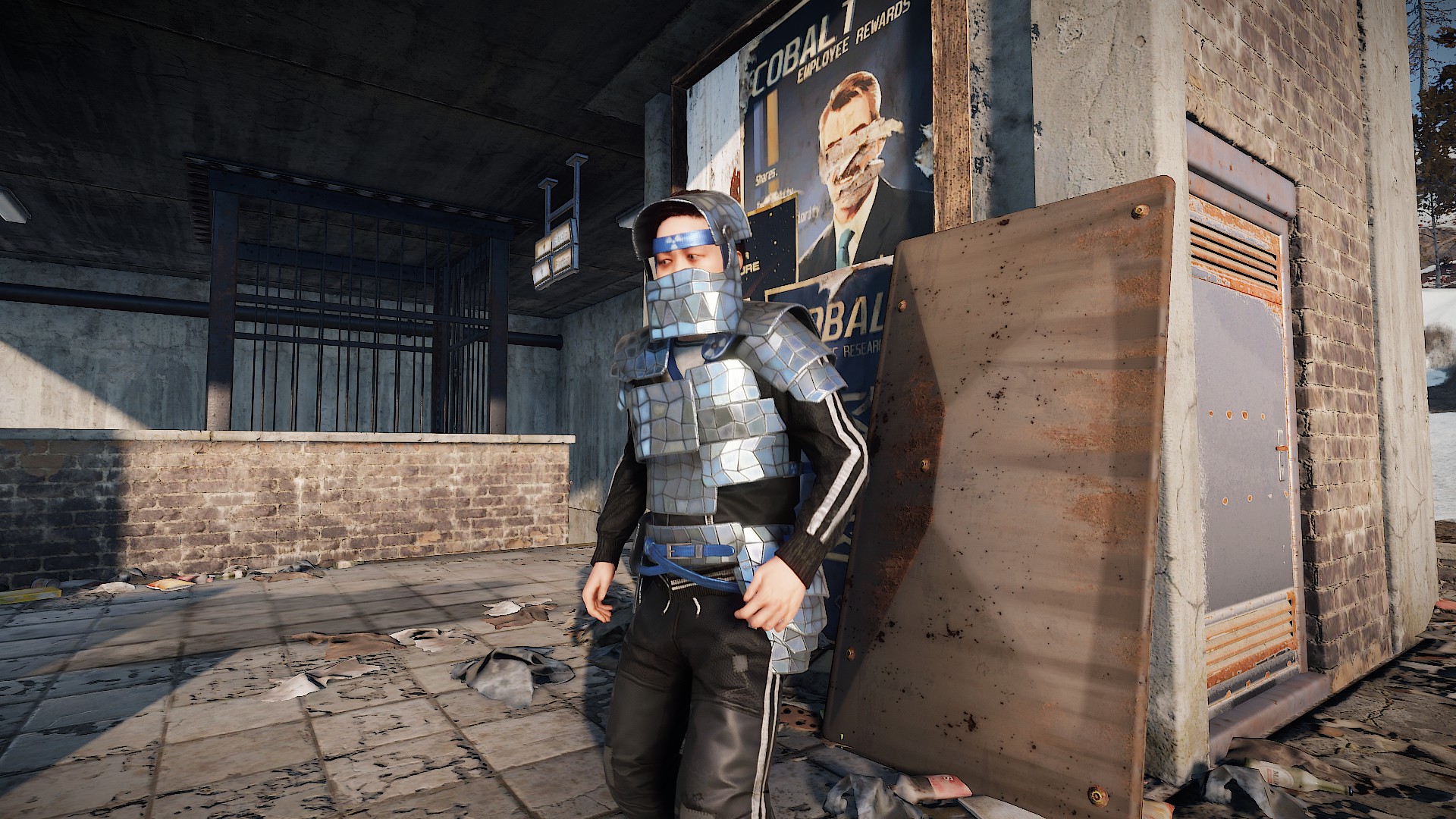 Shattered Mirror Helmet thumbnail 4