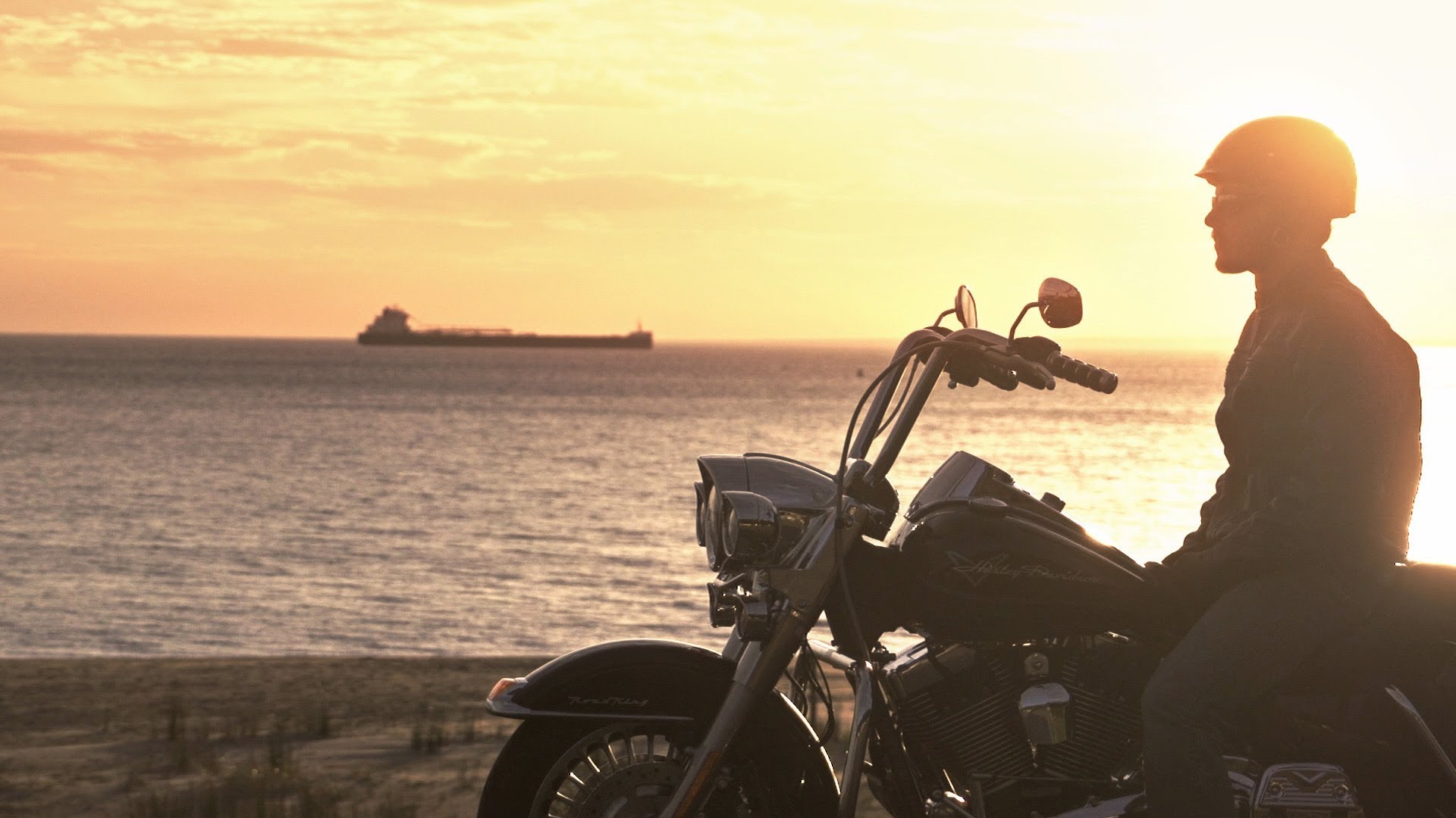 Мотоцикл море