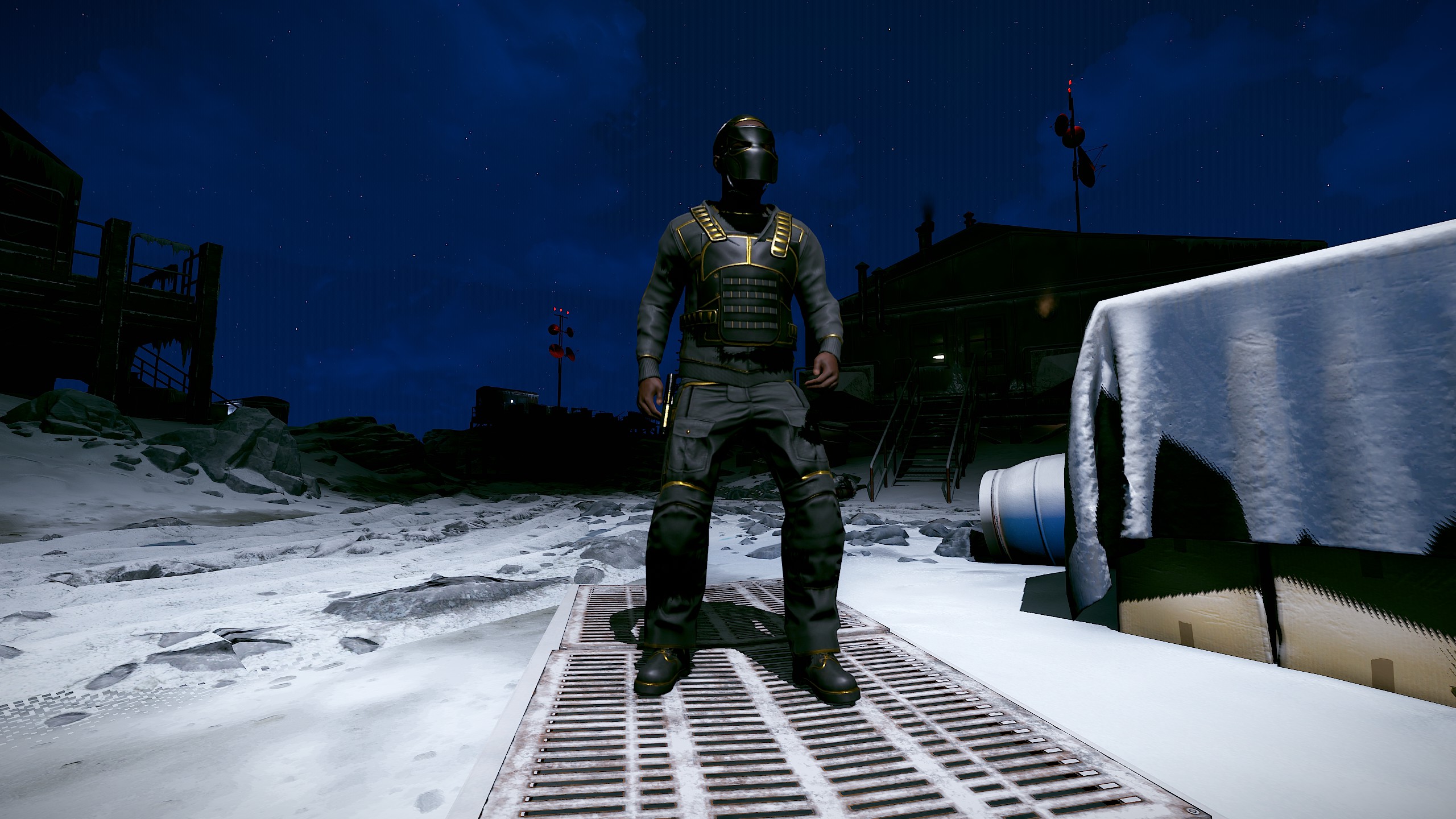 Black Gold Facemask thumbnail 9