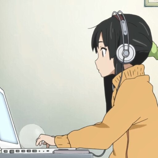 Мем девушка за компом Мем девушка за компом