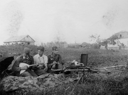 Покажи фото великой отечественной войны Покажи фото великой отечественной войны