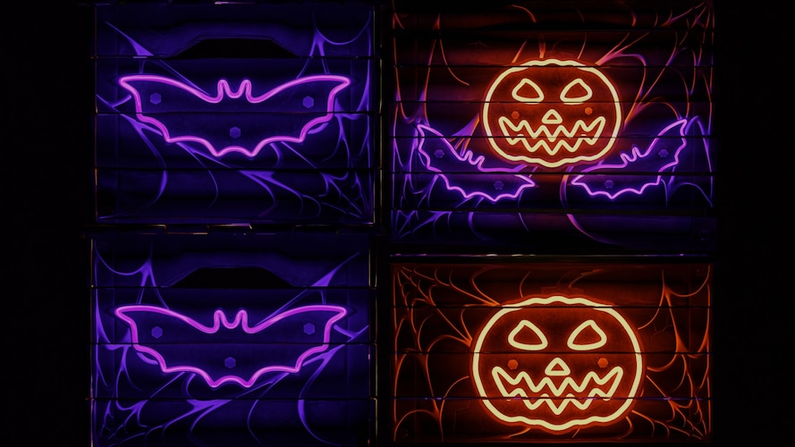 Spooky Neon Small Box - image 1