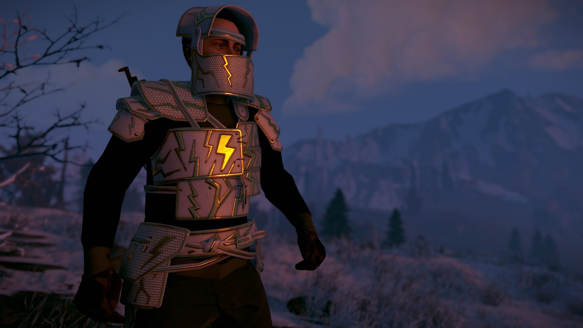 Thundergold Helmet thumbnail 3