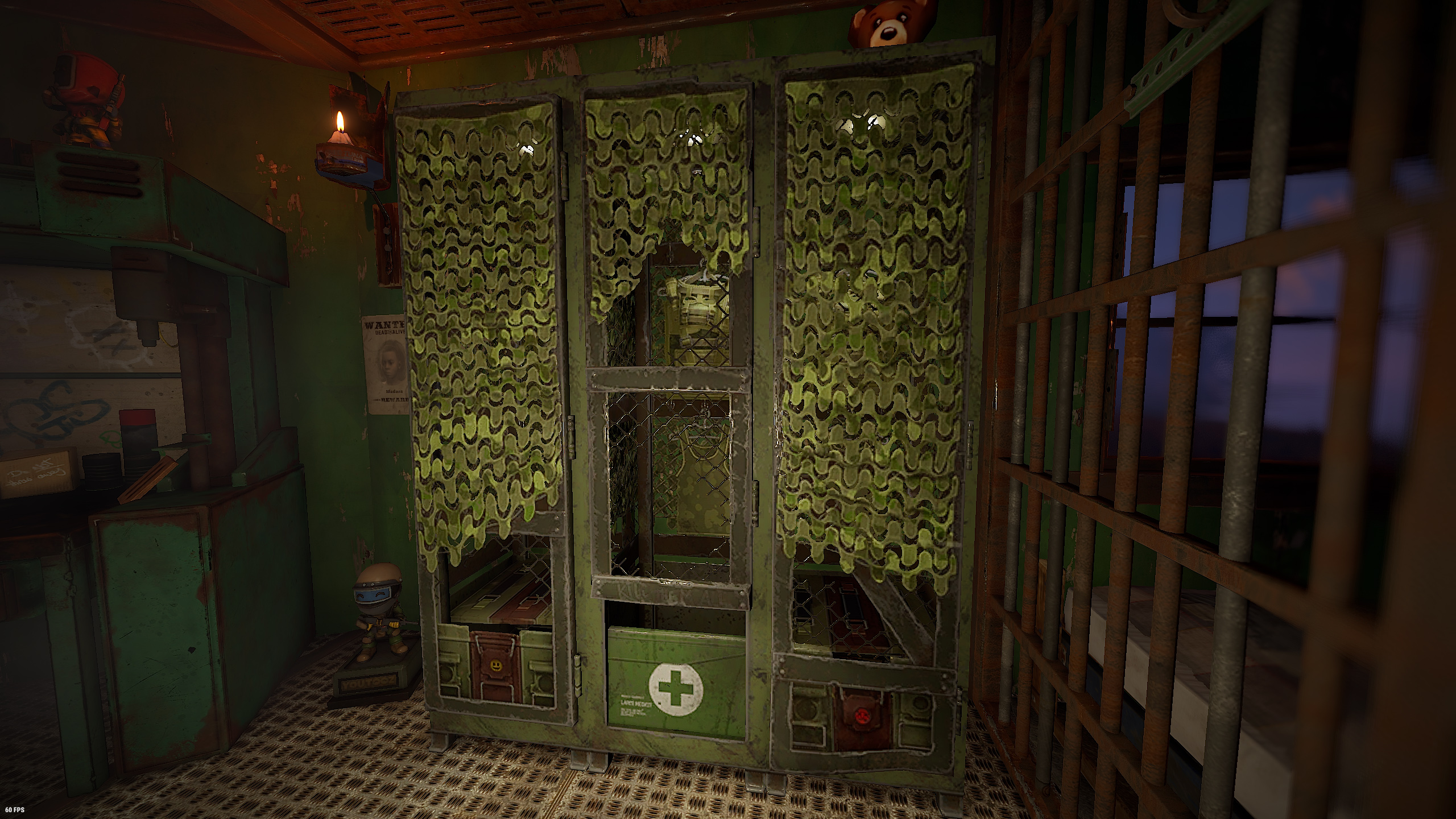 Forest Raiders Locker screenshot 1