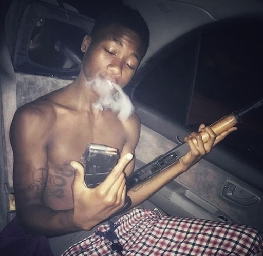 Негр курит сигару мем Негр курит сигару мем