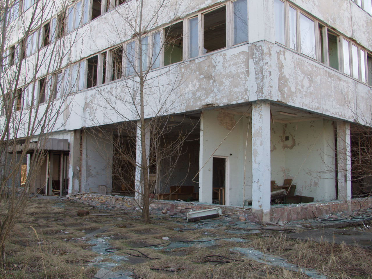 GSC Game World in Chernobyl. S.T.A.L.K.E.R. devs notes, 2002 image 77