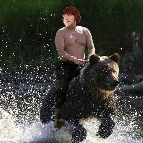 Путин на медведе фото в хорошем качестве Путин на медведе фото в хорошем качестве