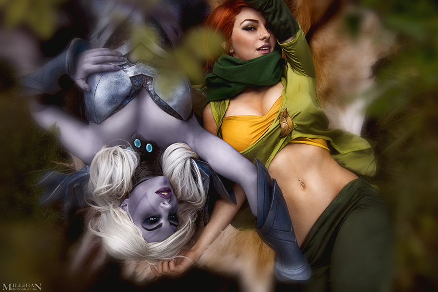 Dota 2 nsfw. Dota 2 Drow Ranger Cosplay. Виндраннер и тракса. Косплей Марси дота 2. ВИНДРЕЙНДЖЕР И тракса дота 2