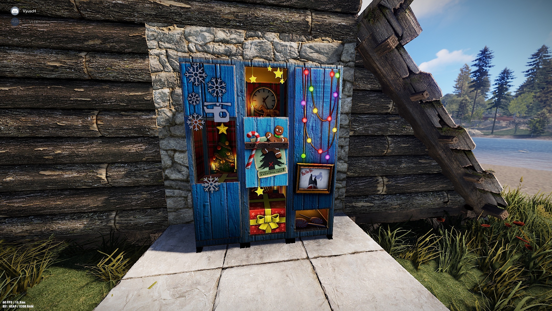 Christmas Locker thumbnail 2
