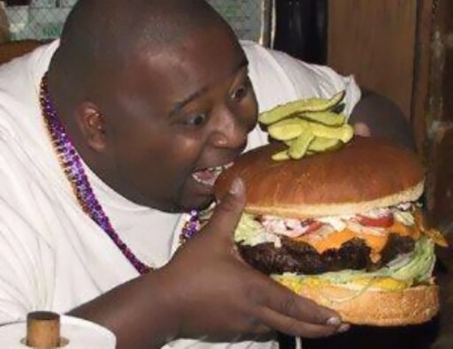Негр ест бургер мем Негр ест бургер мем