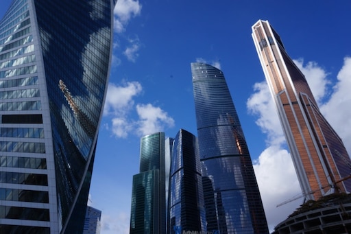 Москва сити снизу вверх фото Москва сити снизу вверх фото