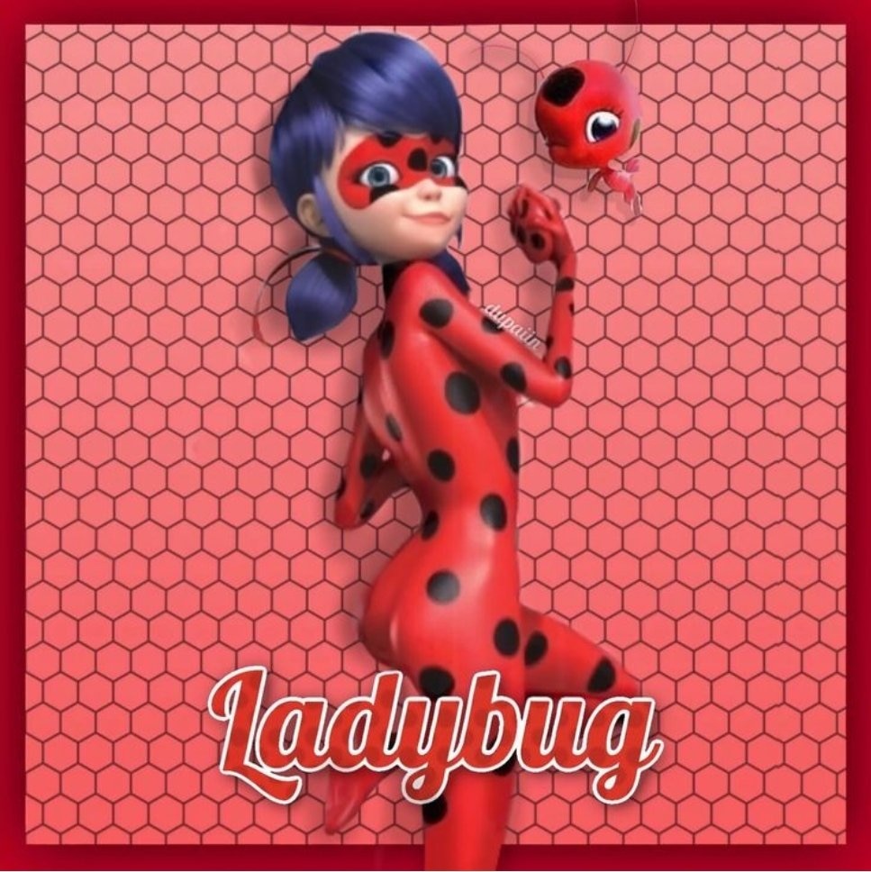 Voiture E-Beetle Miraculous Ladybug - La Grande Récré