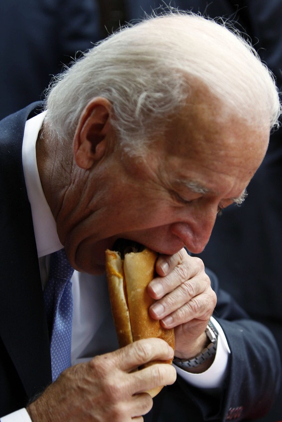 Байден смешные фото Joe Biden girds for clash with Donald Trump over China South China Morning Post