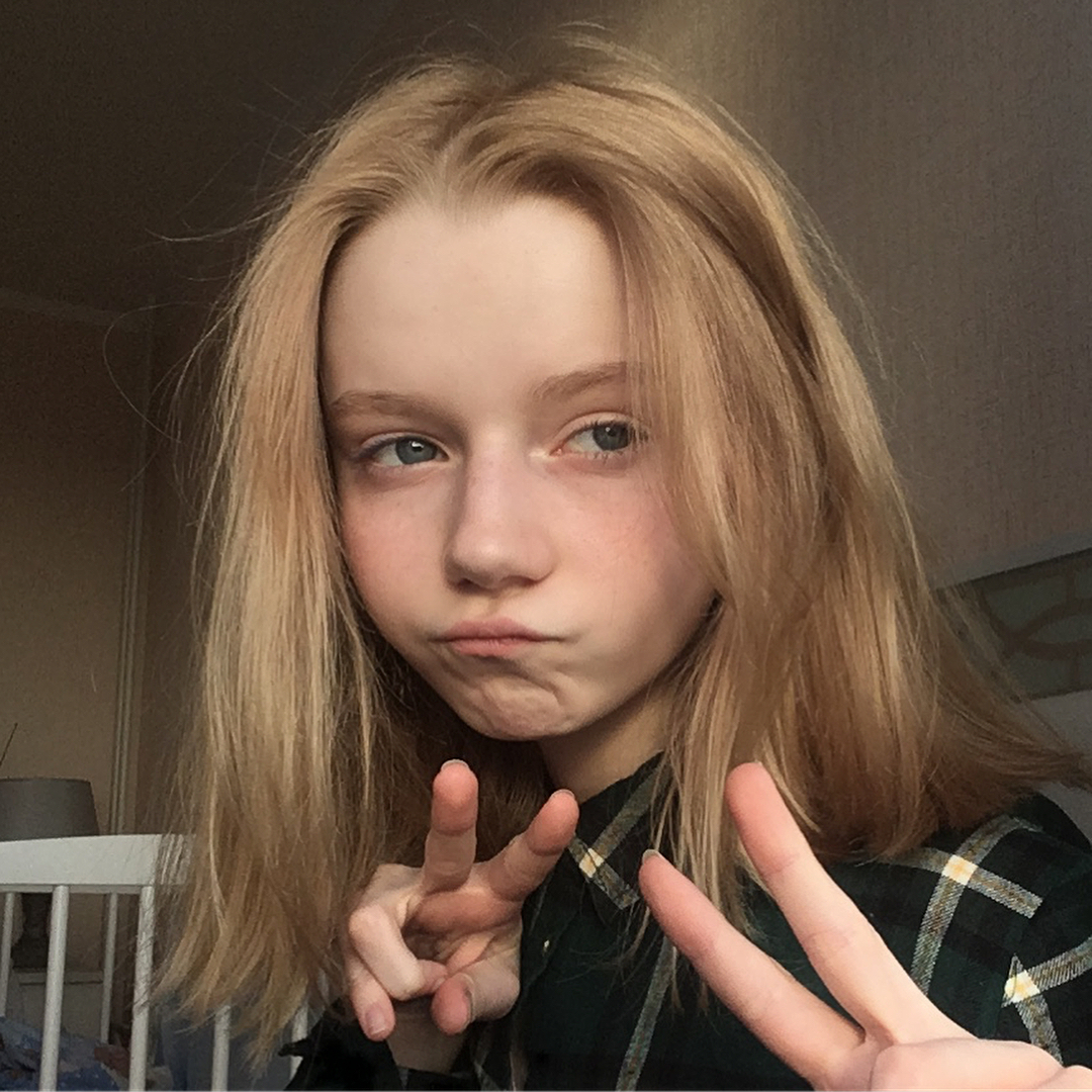 Пак алины никитиной. Алина Никитина. Liinaliiis Алина Алексеевна Никитина. Алина Никитина liinaliiis пак слив. Алина Никитина Лисенок