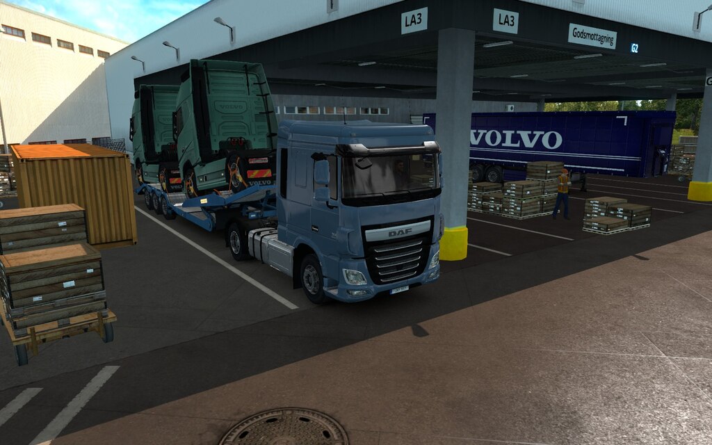 Steam Community Screenshot Quick Job Volvo Truck Delivery From Factory To Dealer Something Is Wrong In This Picture To Me