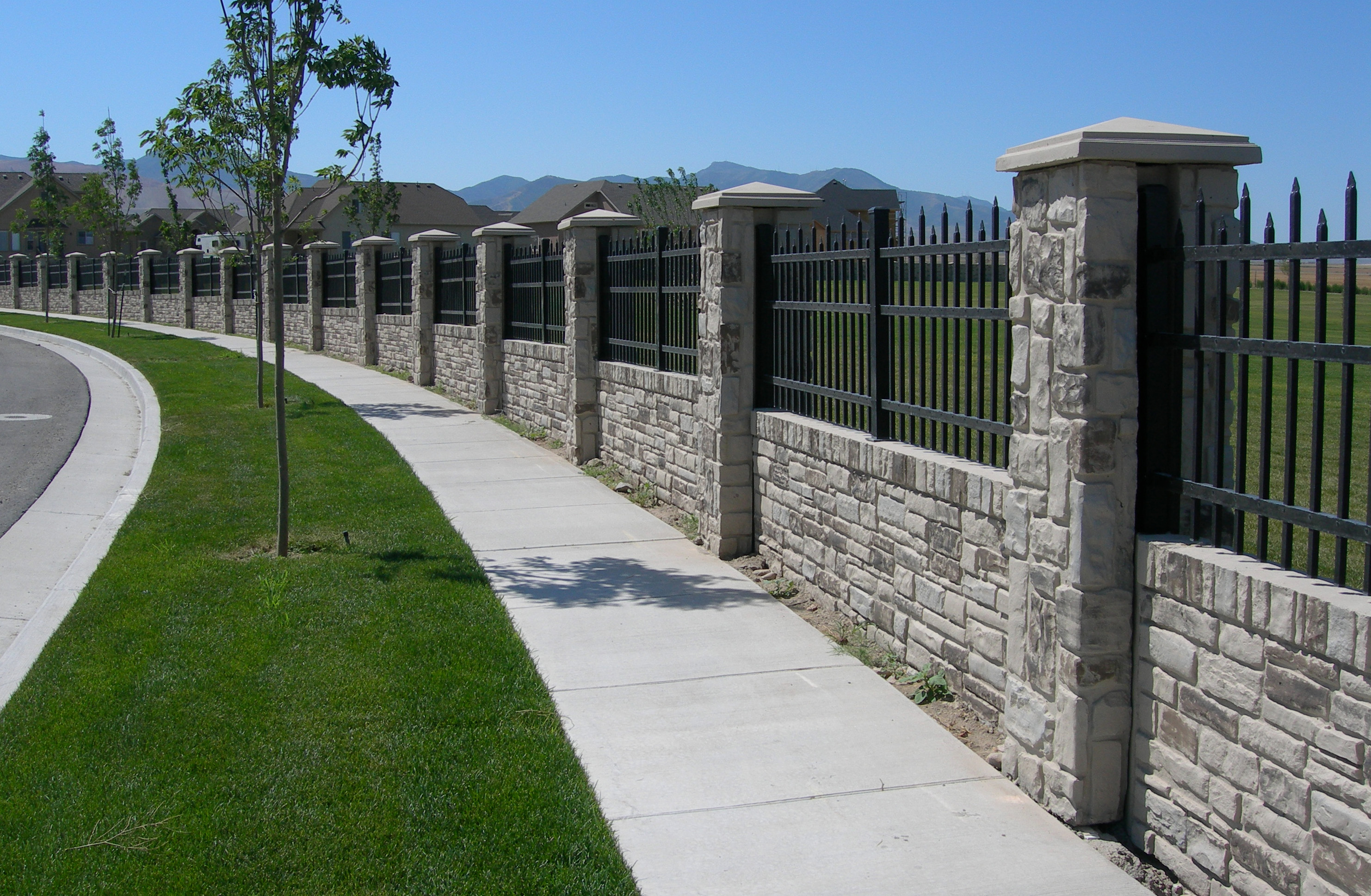 Penting Brick Wall Fence Design Ideas Dekorasi Tembok