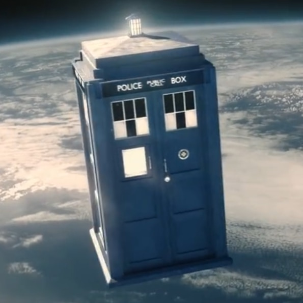 [Doctor Who] Tardis Over The Earth