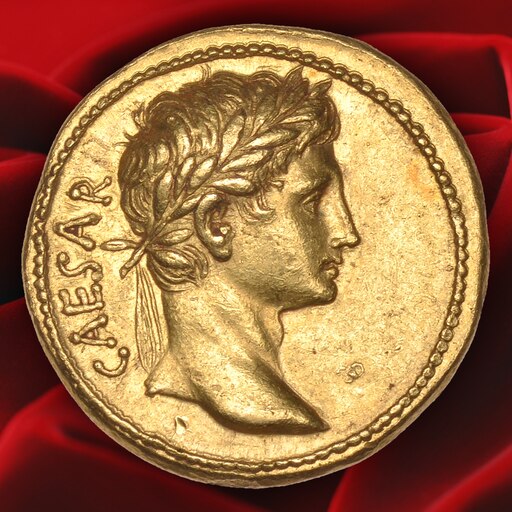 Золото императора тнт участники. Монета с Цезарем. Золотая монета Цезаря. Профиль Цезаря на монете.