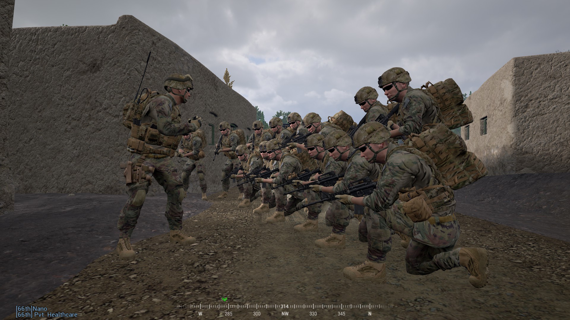 Велико сквад. Squad (игра). Игра Squad сторона. Linked Squad игры.