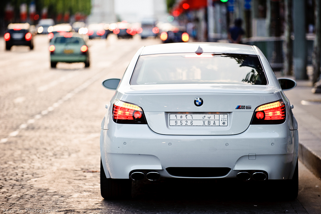 Bmw 5er e60 частично grav