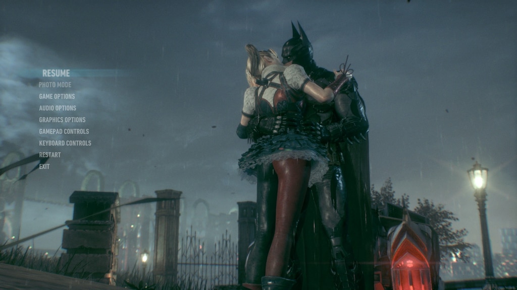 Steam Community :: Screenshot :: Looks like Batman is not just giving Harley  Quinn a nice kiss but a bit of a hug as well. 'I am sorry for the loss of