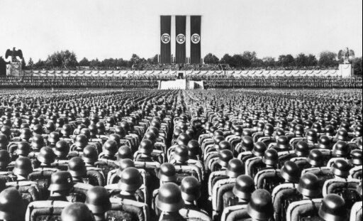 Тоталитаризм люди. Парад в Германии 1939. Парад фашистской Германии. Парад в третьем рейхе. Армия 3 рейха.